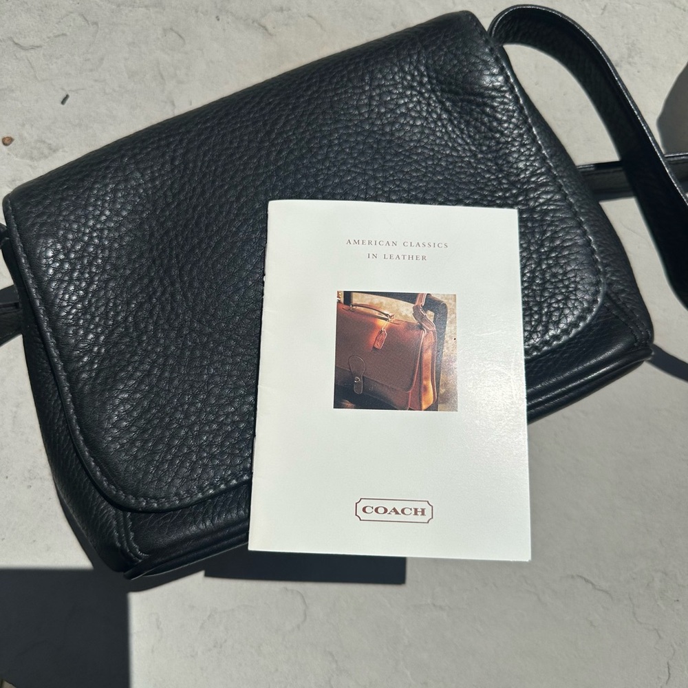 Vintage Coach Black Leather Crossbody Bag 4929